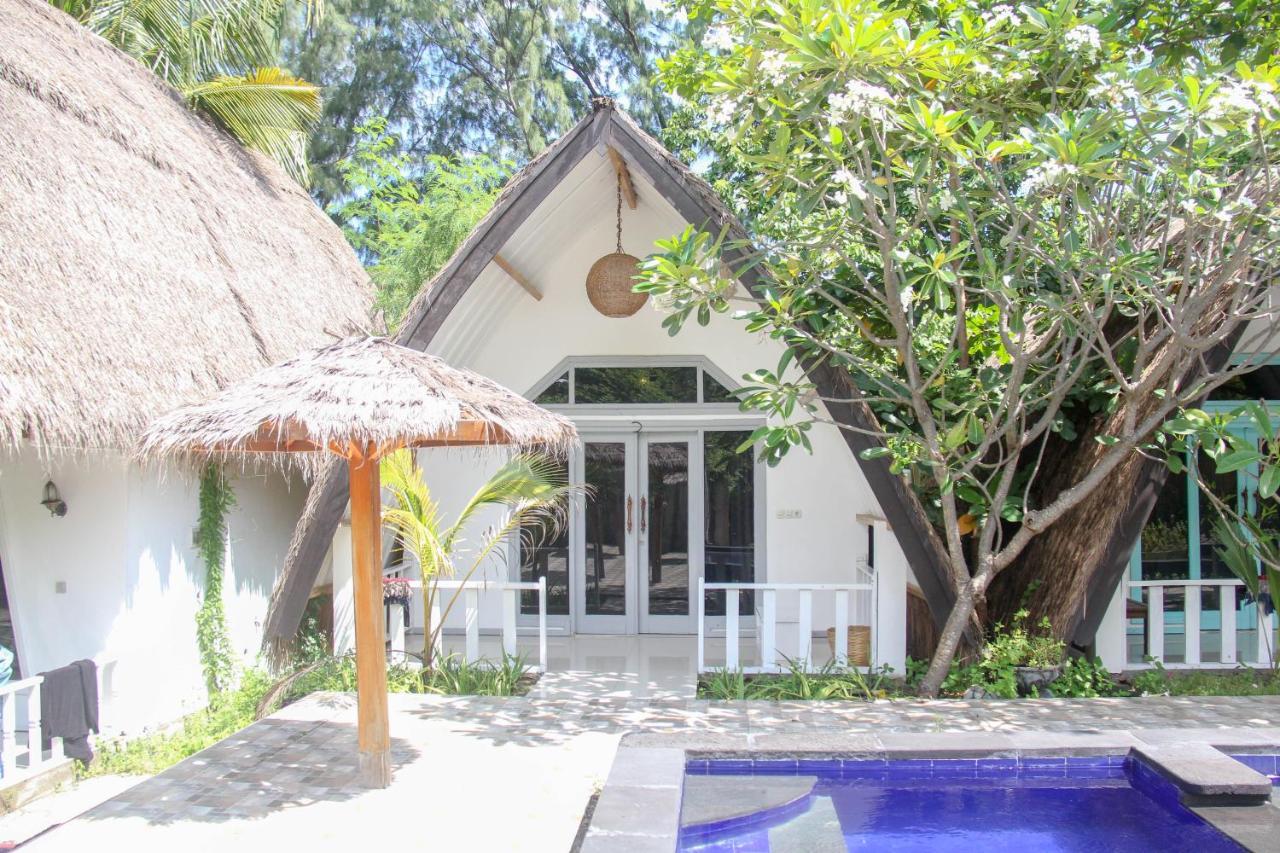 Hostel Lucky'S Gili Air Exterior foto