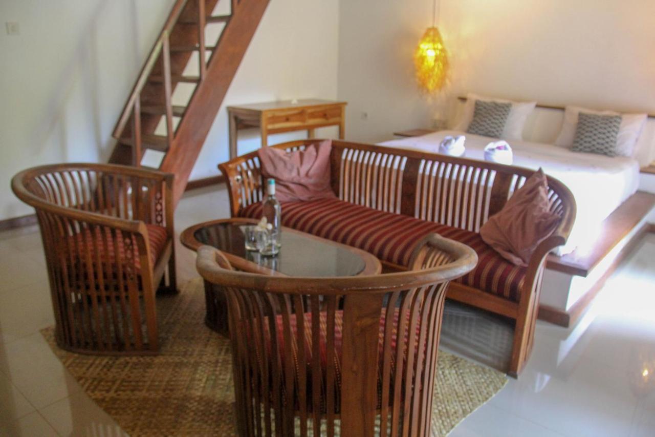 Hostel Lucky'S Gili Air Exterior foto