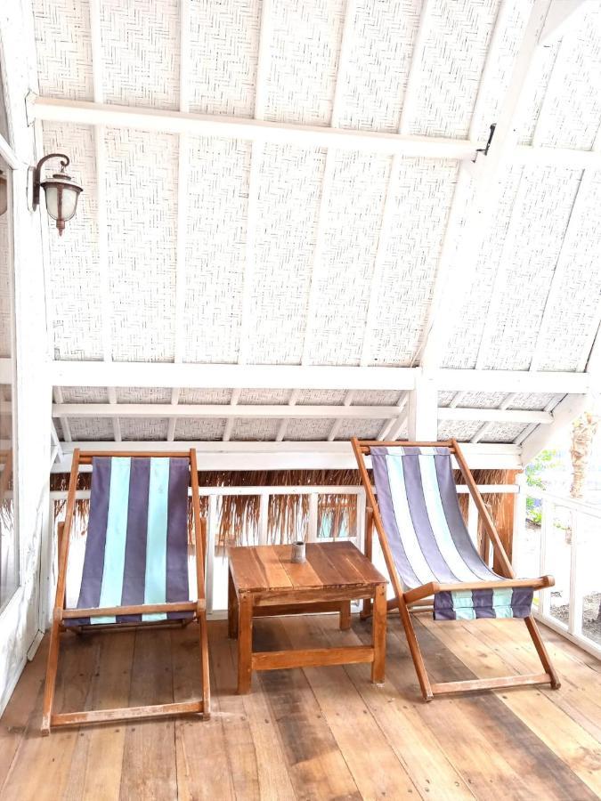 Hostel Lucky'S Gili Air Exterior foto